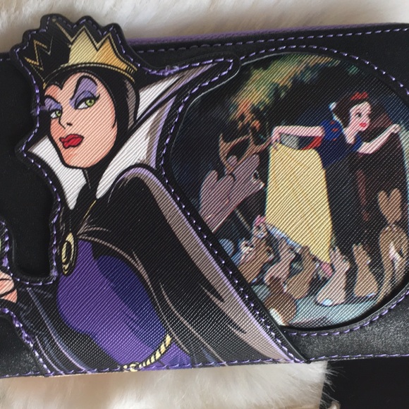 LOUNGEFLY WALLET DISNEY VILLAINS - Picture 4 of 4